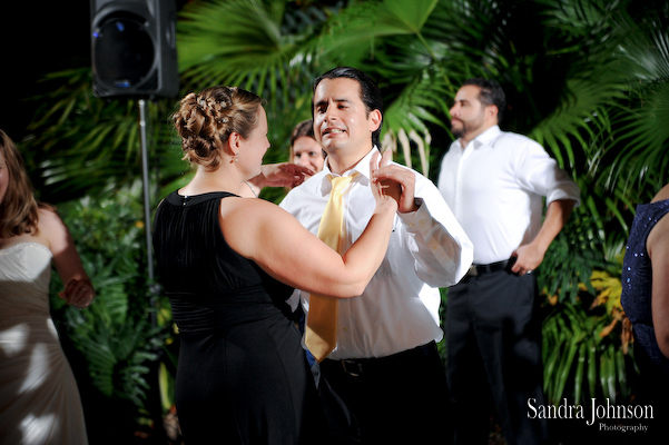 Best Courtyard Lake Lucerne - IW Phillips House Wedding photographer - Sandra Johnson (SJFoto.com)